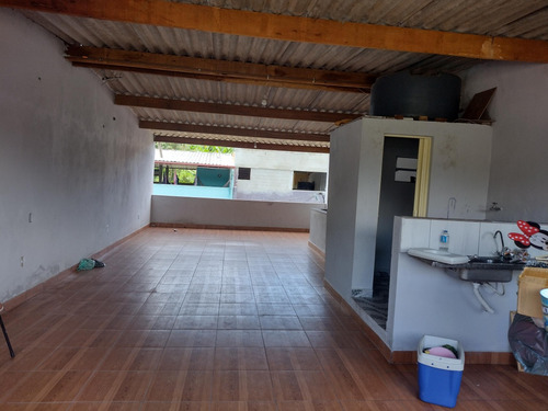 Sobrado Com 2 Casas
