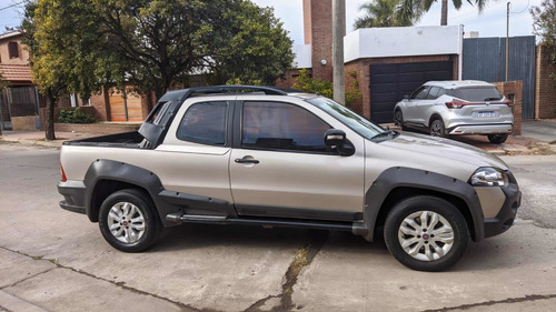 Imagen 4 de 14 de Fiat Strada 2014 1.6 Adventure Cd Capota Pk Seg