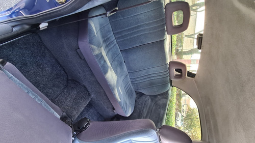 Imagem 11 de 11 de Chevrolter Corsa 1.6 8v Gl 2 Portas Completo