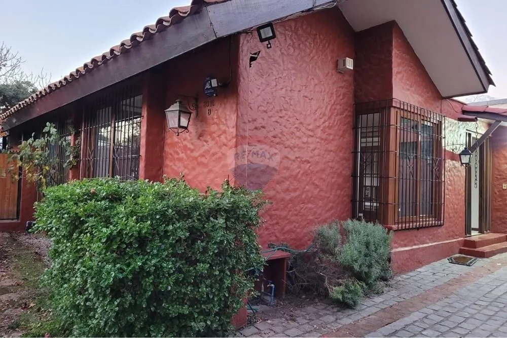 Imagen 3 de 24 de Preciosa Casa 4 Dormitorios, 3 Baños En Pasaje