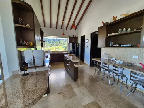 Finca En Venta En Vereda Las Palmas. Cod V12660