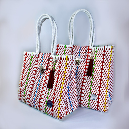 Imagen 1 de 1 de Bolsa Artesanal Hecha En Mexico Fabricante Niña