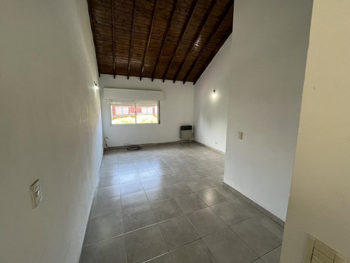 Imagen 8 de 11 de Ph Tipo Casa Sin Expensas - Wilde