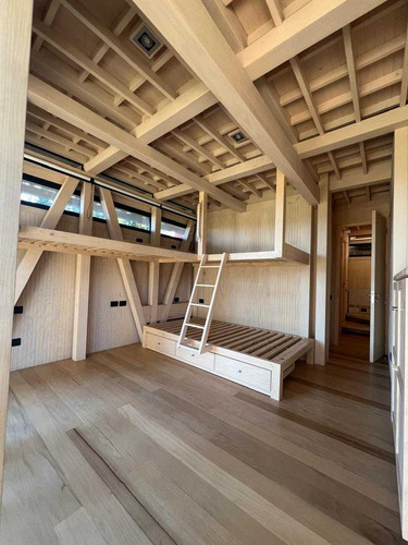 Espectacular Casa En Lomas De Frutillar (93157)