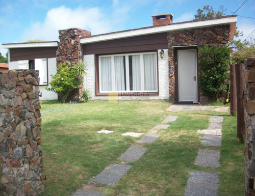 Imagen 1 de 15 de Venta De Casa De 3 Dormitorios En La Mansa