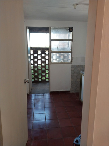 Dueña Alquila Apto. 1 Dormitorio Centrico Y Muy Seguro.