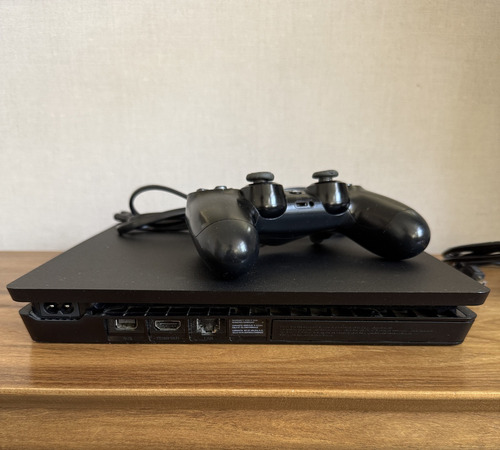 Playstation 4 Slim Ps4 500 Gb + Joystick Original Y Cables Negro (Usado)