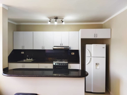 Imagen 2 de 11 de Alquiler De Apartamento Amoblado En El Parral 83 Mts . Rm