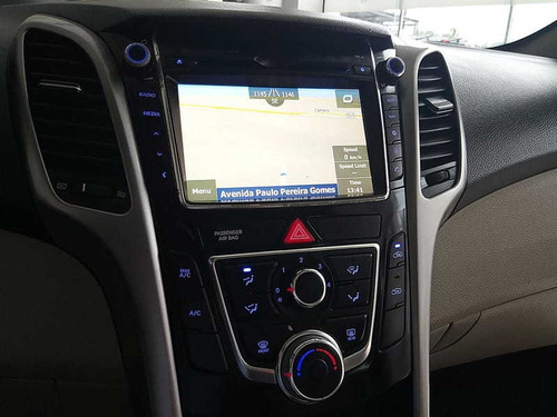 Imagem 12 de 15 de Hyundai I30 _4p_ 2015