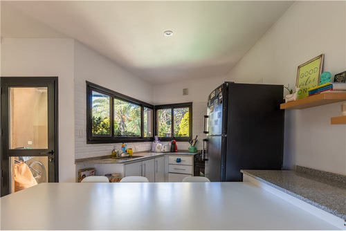 Dúplex 2 Dormitorios Con Pileta En Venta En Gonnet