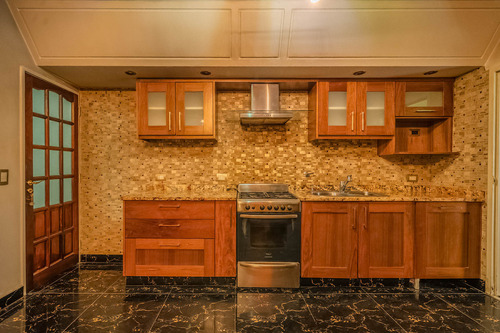 Venta Casa 4 Ambientes Con Patio Y Cochera En Ramos Mejía