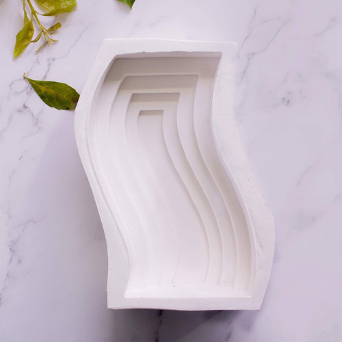 Imagem 3 de 4 de Forma De Silicone Vela Geométrica Curvada Ib-1720
