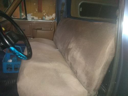 Ford F-100 Deluxe