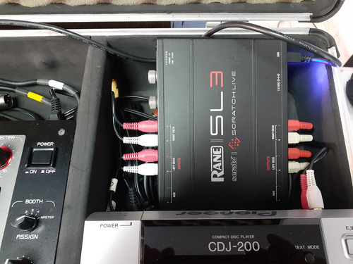 Par Cdj 200 Mixer Denon Serato Sl3 Case Cbr Cases Cinza (Usado)