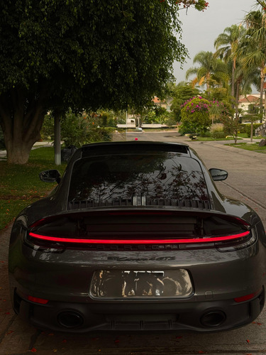 Porsche 911 3.0 Carrera 4 GTS