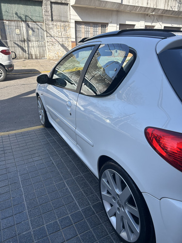 Peugeot 207 1.6 Xt