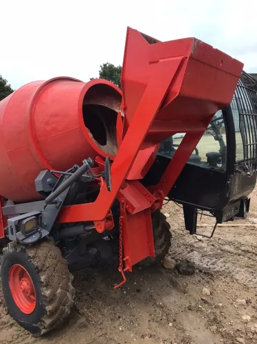 Autohormigonera Ausa 1100 Rh
