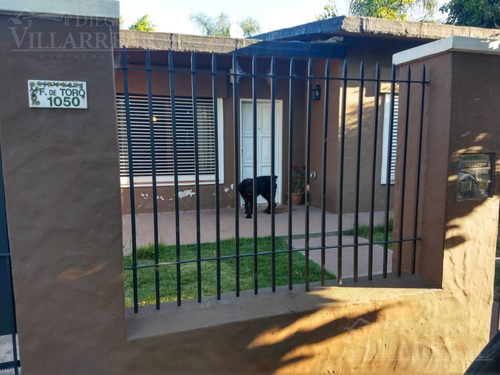 Imagen 2 de 24 de Casa - Monte Grande - Venta - Oportunidad -