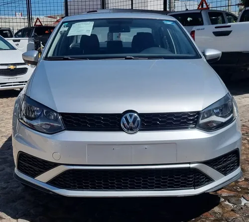 Volkswagen Vento 1.6 Starline At