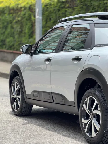 Citroën C4 Cactus 1.6 Shine Turbo Aut