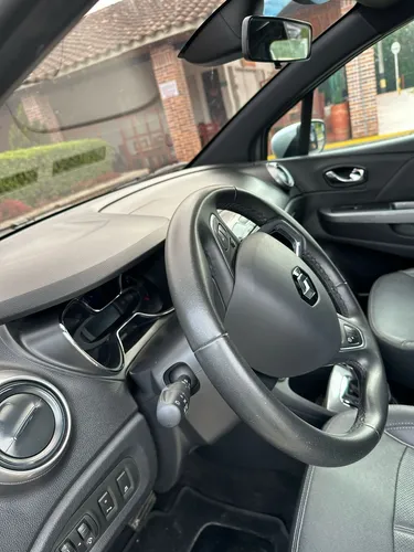 Renault Captur 2.0 Bose Automática