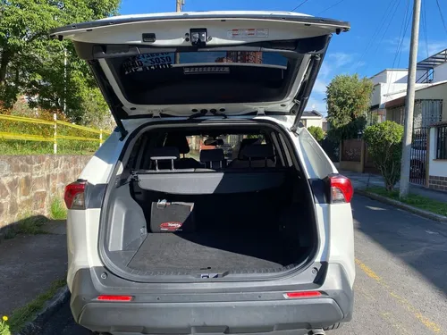 Toyota RAV4 2.0 Xle 4X2 Cvt