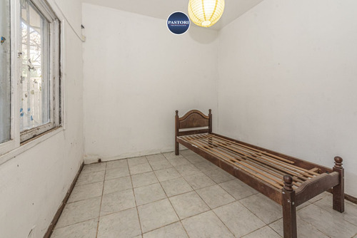 Imagen 15 de 27 de Chalet De 3 Amb Con Patio Y Cochera