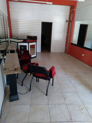 Local Comercial Excelentemente Ubicado