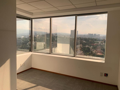 Oficina Acondicionada En Renta, Lomas Altas