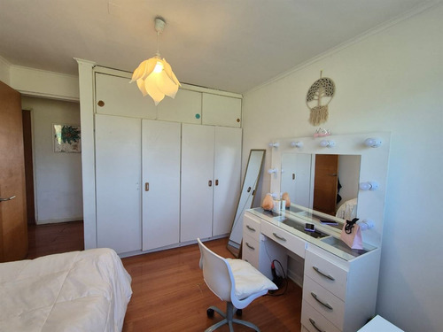 Casa En Venta De 6 Dorm. En Pelarco