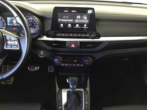 Imagen 10 de 15 de Kia Forte Hb 2019 5p Gt, 1.6 L Gdi Turbo Ta, A/ac., Piel, Q