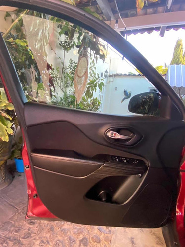 Imagen 7 de 7 de Jeep Cherokee 2014 2.4 Latitude Mt