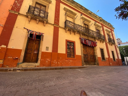 Casa En Venta En Centro Histórico De Guanajuato A Unos Pasos