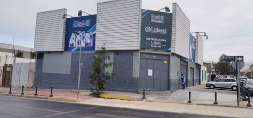 Local Comercial Inmejorable Ubicación, 2 Plantas Libres
