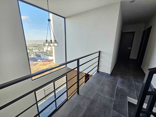 Casa En Renta Valle Tinto Cerca De Vista Real Corregidora Queretaro