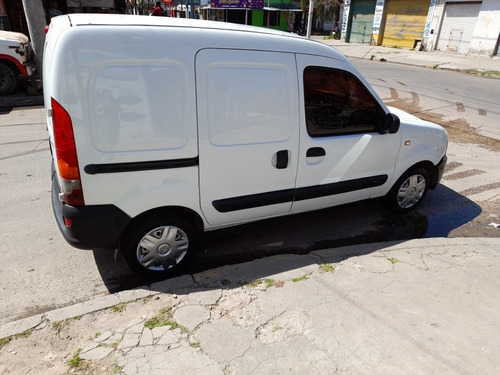 Imagen 4 de 7 de Renault Kangoo 1.6 Furgon 1plc