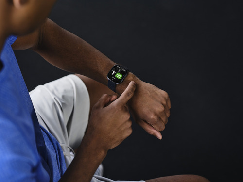 Amazfit Bip 6 Reloj Inteligente De 46 Mm, Batería De 14 Días, Visualización Amoled De 1.97 Pulgadas, Gps Y Mapas Gratuitos, Ai, Llamadas Y Texto Bluetooth, Rastreador De Salud, Fitness Y Sueño, Negro