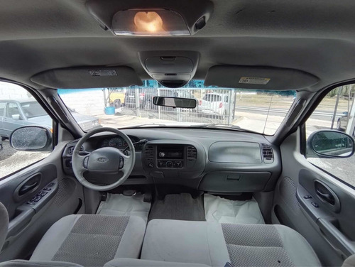 Ford F-150 4.6 Xlt V8 4x4 Space Cab