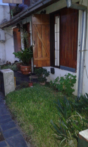 Duplex 2 Ambientes Zona Castelar Sur En Barrio Cerrado Con Salida A 2 Calles