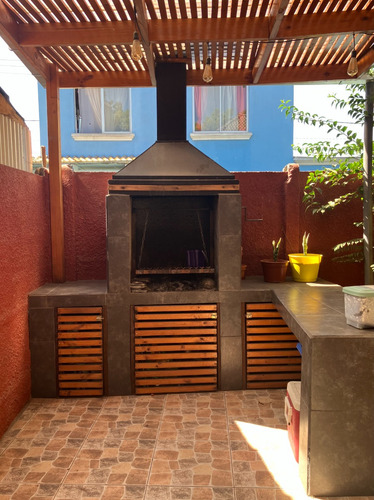 Vende Casa Comuna Maipu / Condominio / Excelente Plusvalia