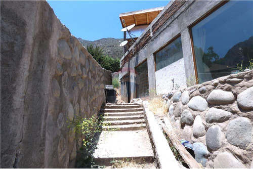 Amplio Terreno En Lugar Privilegiado En El Arrayan