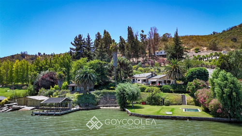 Casa En Venta De 4 Dorm. En Las Cabras