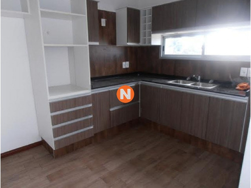 Casa En Venta, Pinares, Punta Del Este, 3 Dormitorios.- Ref: 209484