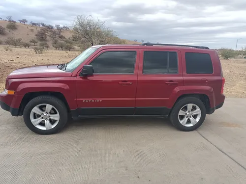 Jeep Patriot 2.4 Latitut 6vel Mt