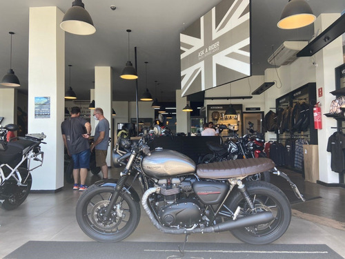 Imagem 5 de 7 de Triumph Street Twin Shibuya 900cc. 2020