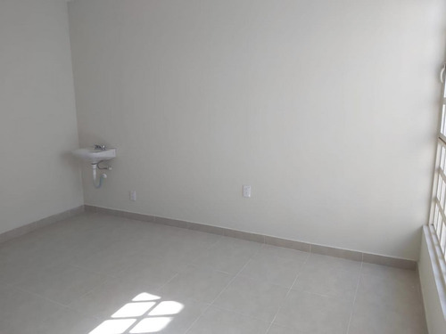 Imagen 10 de 15 de Consultorio En Renta En El Centro - (2)
