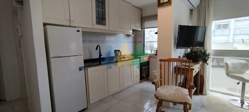 Apartamento De 1 Dormitorio En Peninsula - Ref : Eqp5430