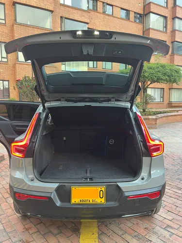 Volvo XC40 Recharge Ultimate Pure Electric