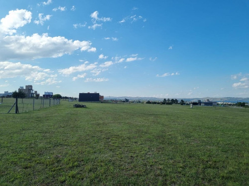Imagen 2 de 12 de Lote En Venta Puerto Del Aguila! Barrio Cerrado En Dique Los Molinos! Mejor Ubicacion Y Vista!