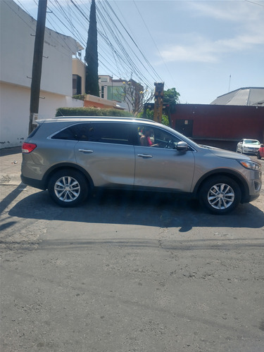 Kia Sorento 2.4 Lx At